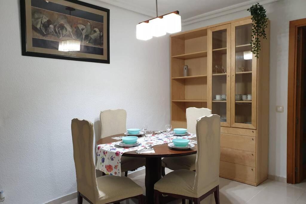 Beautiful And Cozy Apartment In Seville. Exterior foto